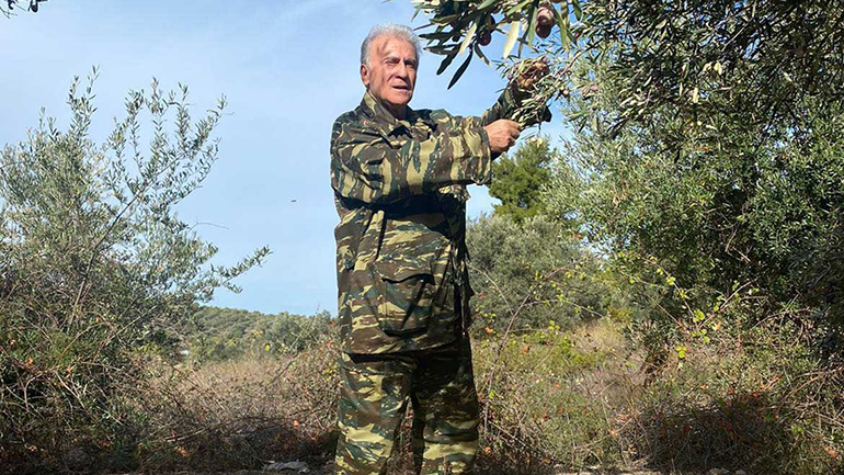 Οι φωτογραφίες του Παναγιώτη Ψωμιάδη λίγο προτού μπει στη «Φάρμα»